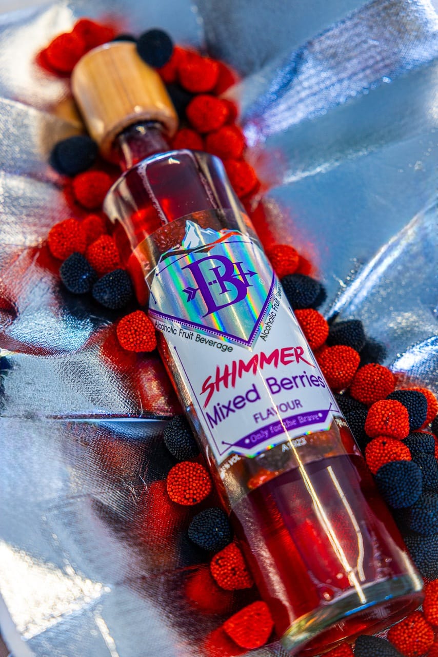 BraveHart Shimmer Mixed Berry Fruit Liqueur 750ml