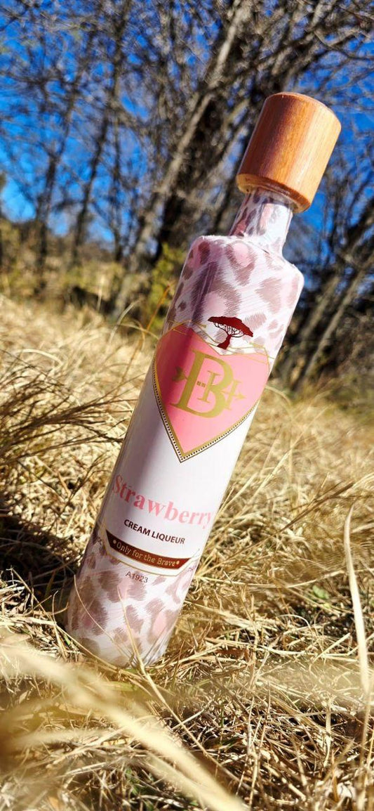 BraveHart Strawberry Cream Liqueur 750ml